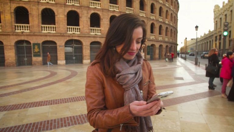 2024 Paris Olimpiyatları’nda yüzme yarışlarının yapılabilmesi için Seine nehri temizlenecek