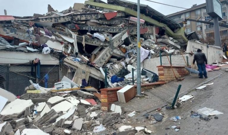 44 kişinin mezarı haline gelen Saitbey sitesi: Dulkadiroğlu kaymakamlığının kamu görevlilerine soruşturma izni vermeme kararına itiraz edildi – Son Dakika Türkiye Haberleri