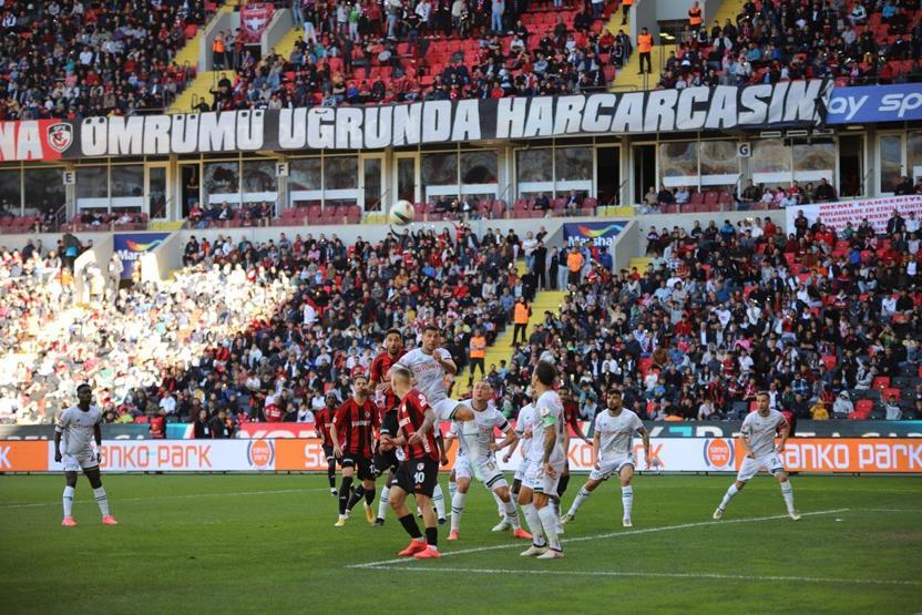 Selçuk İnanlı Gaziantep FK, Süper Lig'de ikinci kez güldü