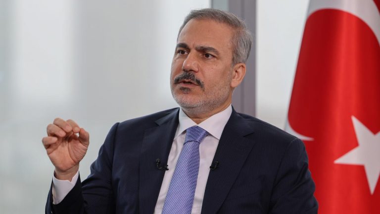 Hakan Fidan: Şam’daki Türk Büyükelçiliği yarından itibaren hizmete girecek