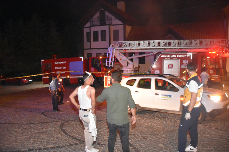 Gümüzhanede Otel Ateşi