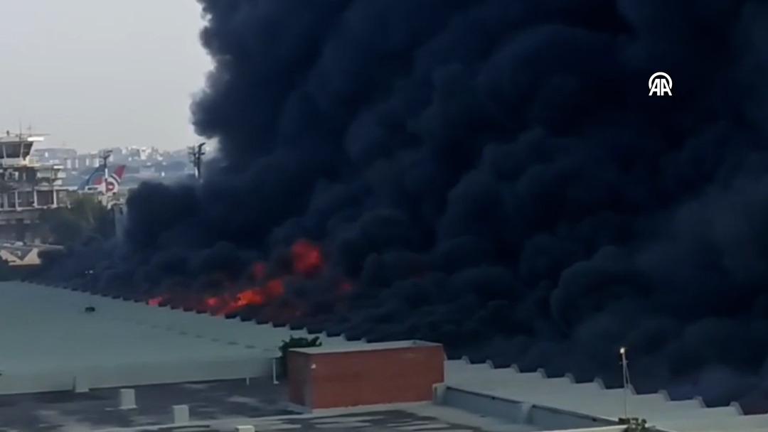 Bangladeş havaalanında büyük yangın! Ordu müdahale ediyor: ekiplerin seferber edilmesi 3