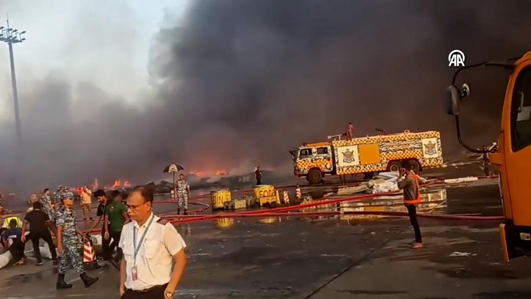 Bangladeş havaalanında büyük yangın! Ordu müdahale etti: 6 ekip seferber oldu