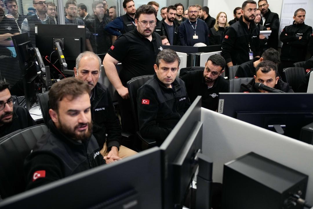 Nefes kesen uzay görevi böyle başladı! Selçuk Bayraktar ve ekibi an be an takip etti: Fergani FGN-100-d2 9 yörüngesinde