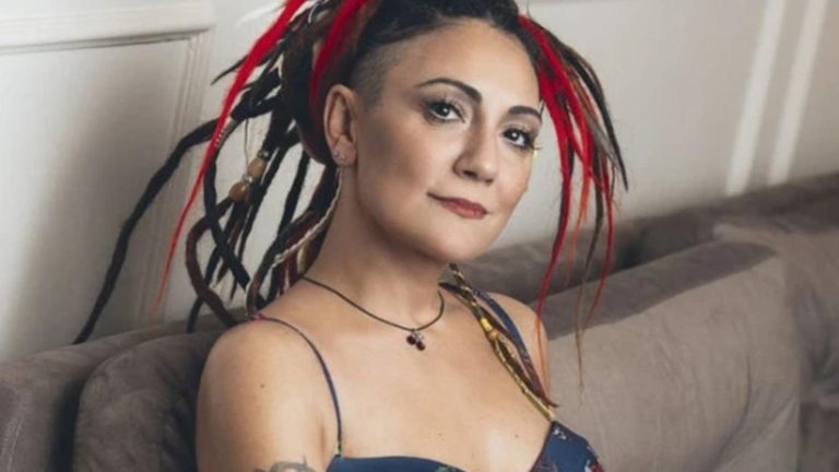 Çiftliğinin kapısına kilit vurup ortadan kaybolmuştu! Özlem Tekin yıllar sonra görüntülendi