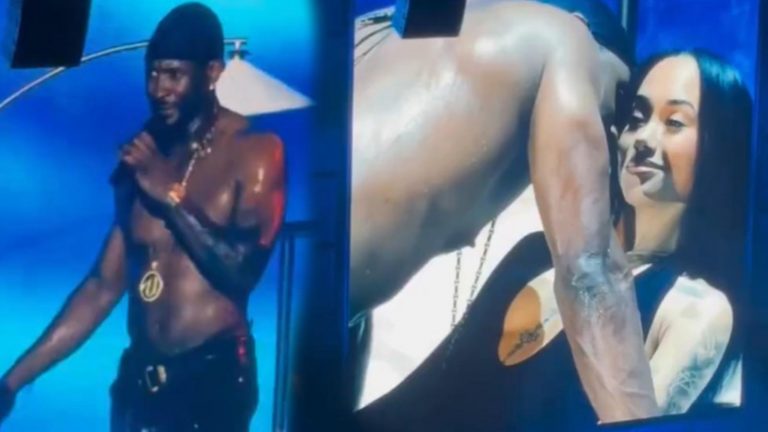 Usher kadın hayranını sahnedeki yatağa götürdü! Yakınlığını beğenmeyince…